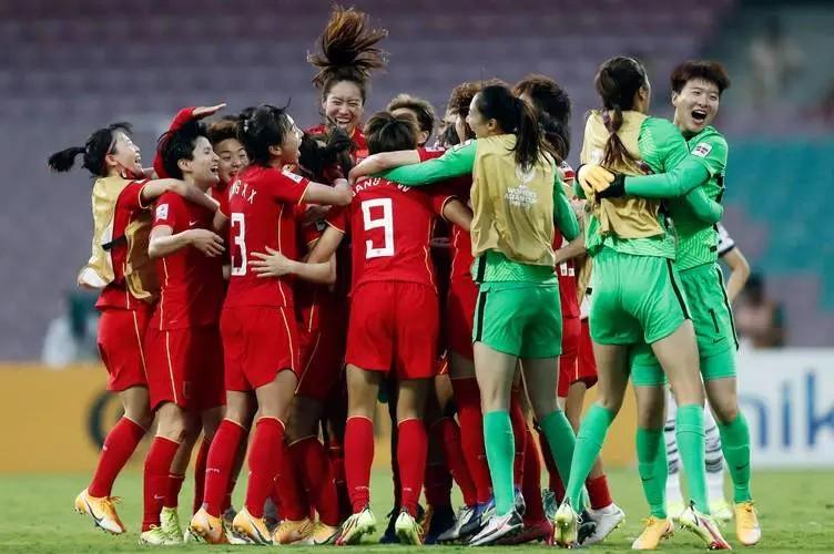 中国女足联赛中，实力强劲势不可挡