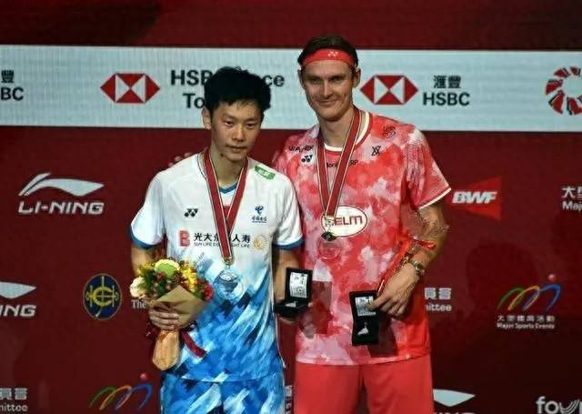 日本羽毛球队强势法国羽毛球队，安赛龙送出助攻的简单介绍