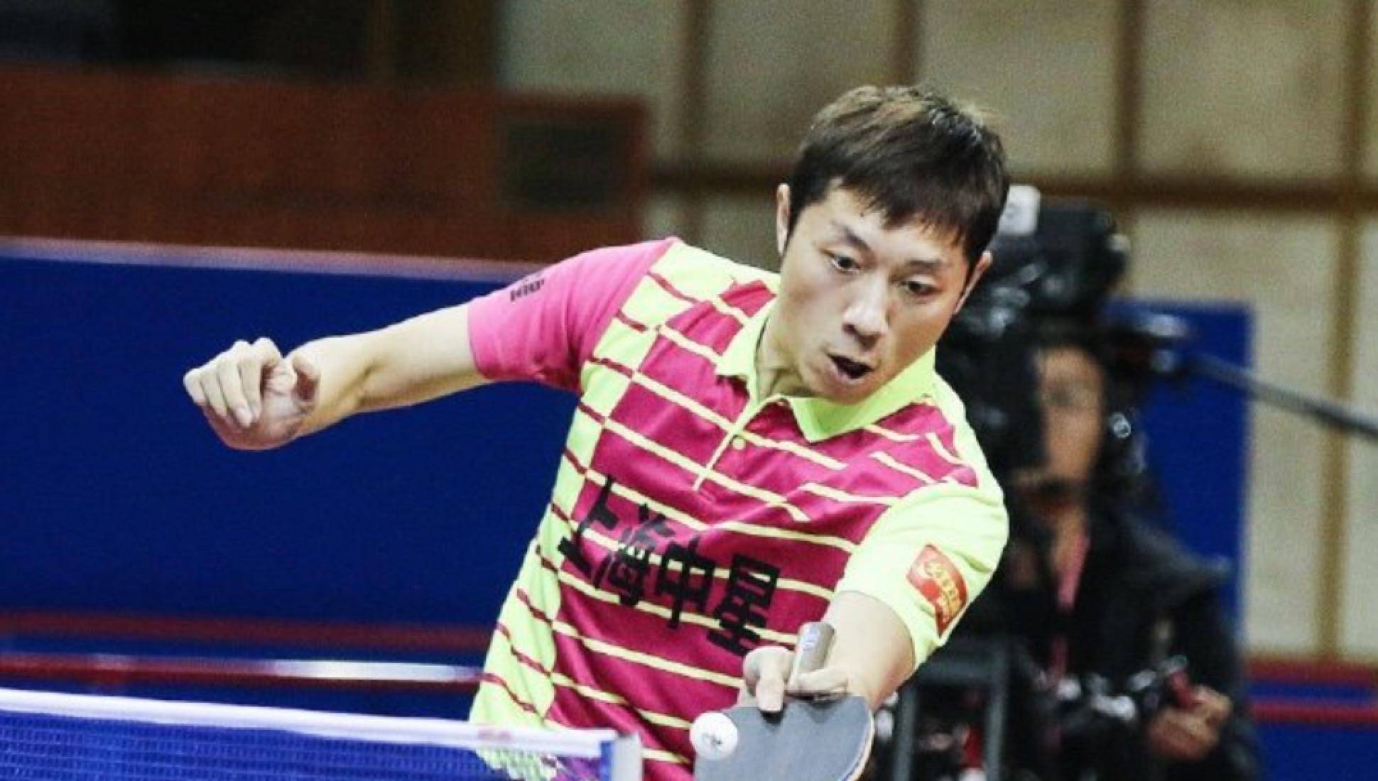 瑞典乒乓球队完胜英国乒乓球队，许昕关键制胜的简单介绍
